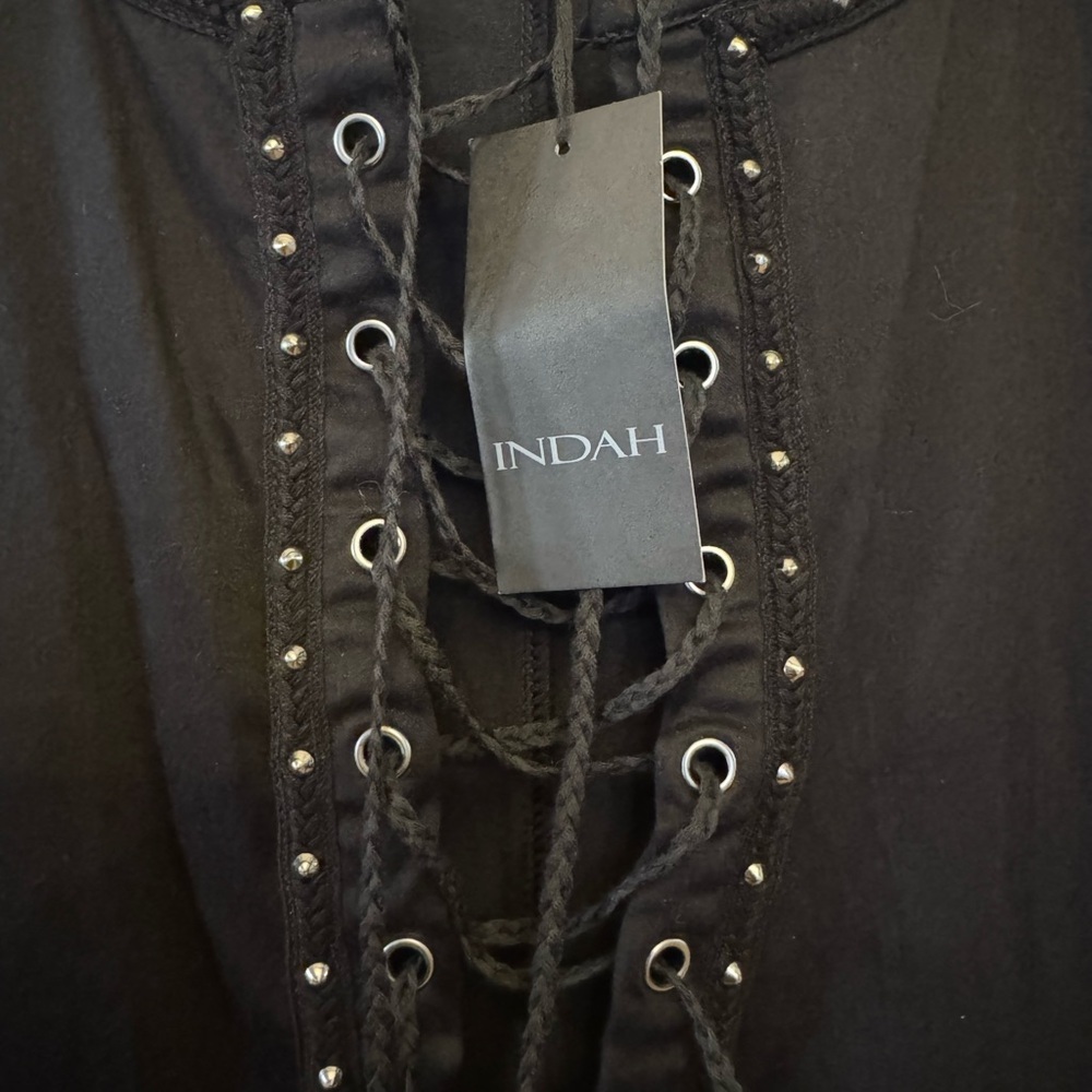 Indah Black Lace-Up Top with Silver Eyelets - Picture 2 of 3